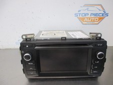 AUTORADIO  RÉCEPTEUR TOYOTA AURIS II  8614002010  2577438