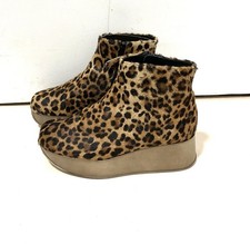 Fernando Pensato Sandales Compensées En Daim Léopard Taille 38