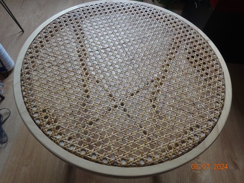 Petite table basse ronde - basse,