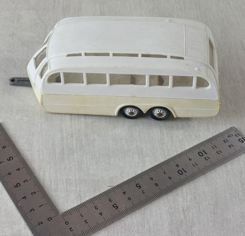 Ancienne caravane henon - ancienne,