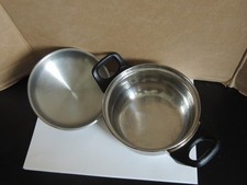 Faitout en inox avec couvercle