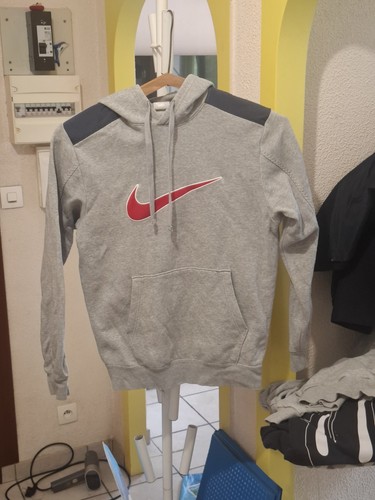 Sweat capuche nike - à,