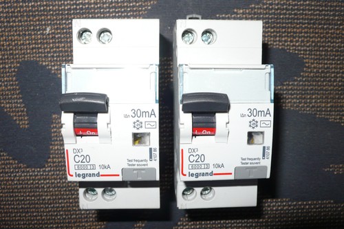 Disjoncteur differentiel 20a - disjoncteur,