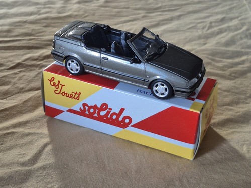 Voiture miniature renault - voiture,