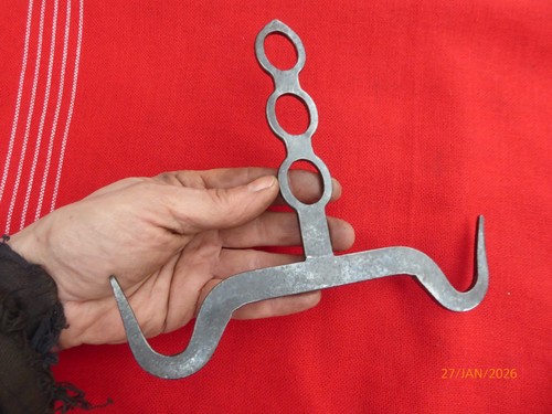 Ancien crochet boucher - ancien,