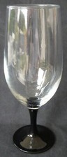 Verre à vin sur pied noir 40