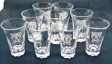 9 verres à liqueur ou goutte