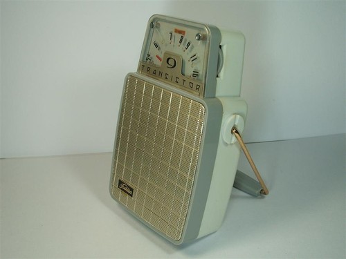 Toshiba transistor radio - transistor, 9tm40