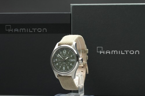 Presque comme neuve montre - comme, neuve]