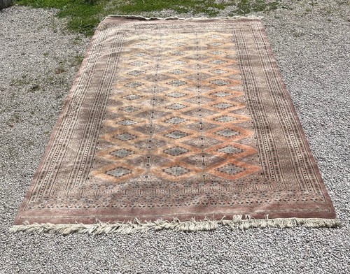 Grand tapis persan