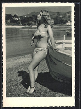AK Collection Bain Femme No 31 Femme En Bikini Adossée À Un Bateau Acte