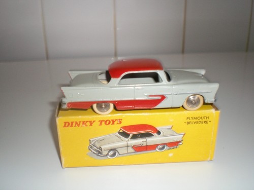 Dinky toys plymouth - dinky,