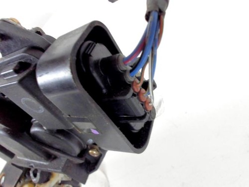 Serrure avant droit toyota - serrure,