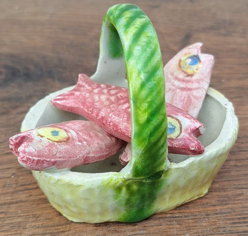 Ancienne figurine - , en