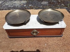 Belle balance ancienne avec sa boite de poids complète