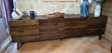 Grand buffet contemporain