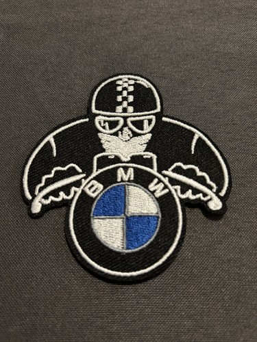 Patch écusson brodé
