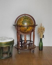 Quentin, le bar globe en bois