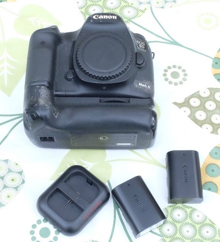 Canon eos mark iii 123 - iii, 600