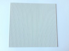 plaque de modélisme imitation tole de bardage  en relief à coller 1/87 diorama