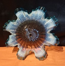 ancienne tulipe verre opaline