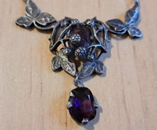 Collier Art Nouveau, Métal