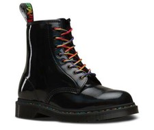 Dr Martens Doc 8 Trou 1460 Noir Brevet Arc-en-Ciel 24667001