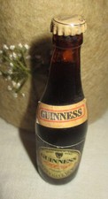 Bière GUINNESS Bouteille ancienne épicerie jouet