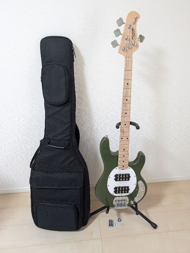 Sterling musicman stingray - sterling,