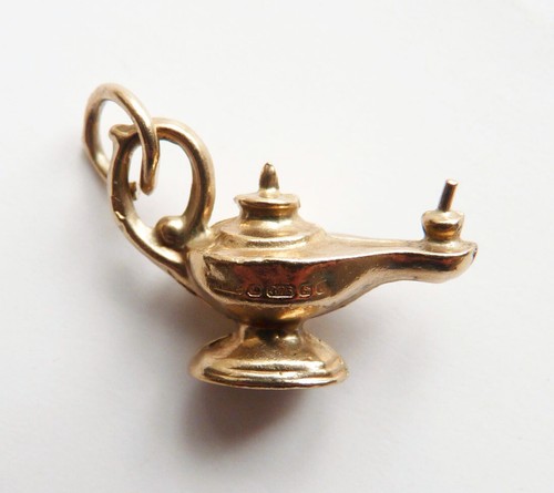 Petit pendentif 9k - petit, en