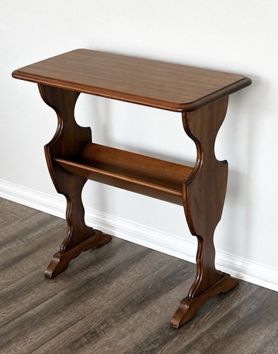 Vintage wood carved readers - vintage,