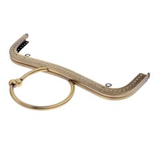 Fermoir à crochet métallique