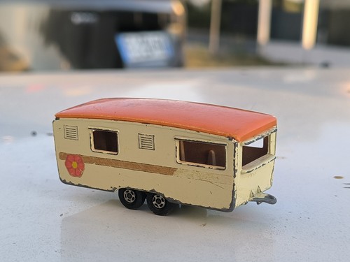 Matchbox caravane miniature - matchbox,