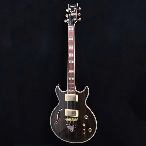 Guitare électrique semi