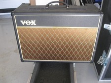 Watch Video-VOX AC15CC1X Classic Guitar Amplifier / Amp in Hard Travel Case