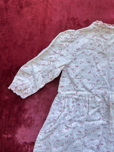 Robe ancienne poupée bébé - ancienne,