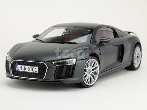 Audi v10 plus coupé - plus,