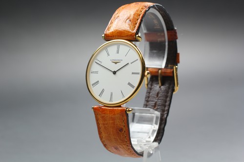Presque comme neuve montre - [presque,