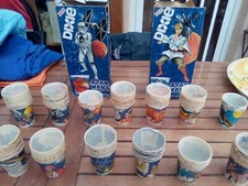 vintage: 128 gobelets Star