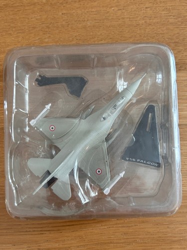 Del prado avion f16 - prado, 1:64