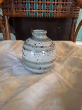 petit vase boule  h 9.5 cm