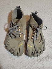 Vibram Men's FiveFingers V-Trek Shoe Size 44 EU 10.5-11 US 18M7402