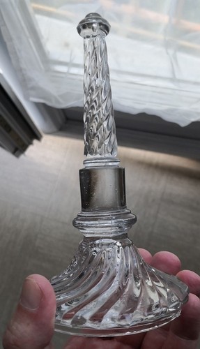 Ancien baguier verre moulé - ancien,