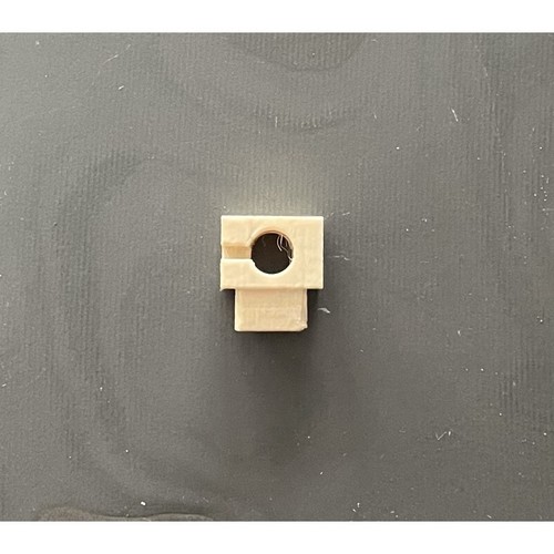 Fixation agrafe pour câble - agrafe,