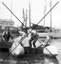 PHOTO DE ALAIN BOMBARD