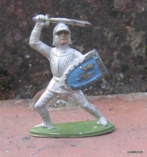 CYRNOS MIDDLE AGES / FIGURE KNIGHT CROSS WITH SHIELD NO STARLUX GUILBERT