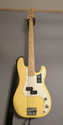 Fender player series precision - player,