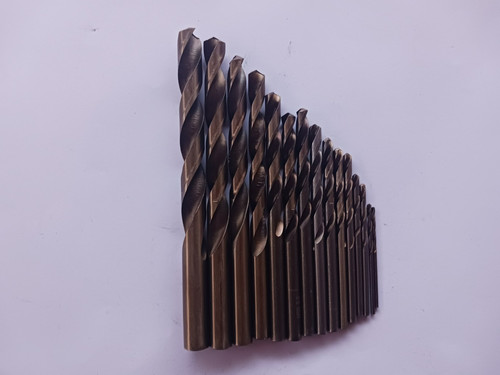 Forêts cobalt angle - cobalt,,