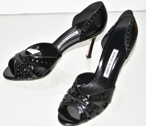 875 new manolo blahnik perfo - $875,