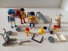 Playmobil garage scene with